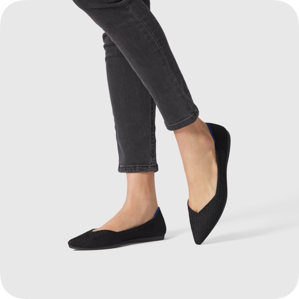 **BRAND NEW NEVER WORN** Black Rothy Flats Size 8